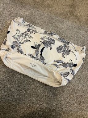 Athleta White Athletic Skort with Navy Floral Print